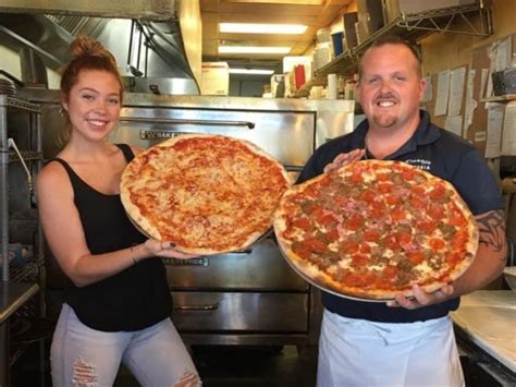 Top 10 Best Pizza Buffet in Bradenton, FL - May 2024 - Yelp - Hungry Howie's Pizza & Subs, Joey D's Chicago Style Eatery & Pizzeria, Eleni's Pizza Works, Oak & Stone, Golden Corral Buffet & Grill, The Feast Restaurant, Grand Buffet, Giovanni's Brooklyn Pizzeria. 