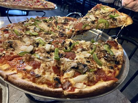 Best pizza in cleveland. Mar 16, 2019 · Bella Notta's Pizza. 662 S Main St. Lima, OH 45804. Sample Yelp review: "Wow. This is the quintessential example of the best kind of midwestern pizza. Soft wheat crust, quality ingredients, GREAT ... 