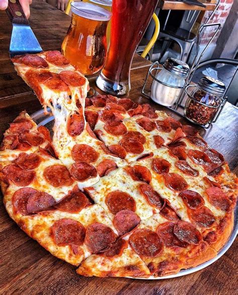 Best pizza in long beach. Specialties: Long Beach's largest pizza...The Legend 28" with 32 slices for only $45.00 just cheese Established in 2008. LW Pizza was started by … 