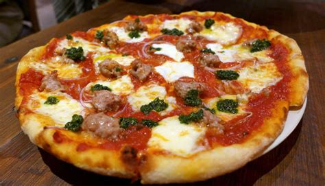 Best pizza in new orleans. New Orleans is known as the heart of jazz music world over. This lively city is characterized by live street music and an expression of diverse cultures best expressed in the local... 