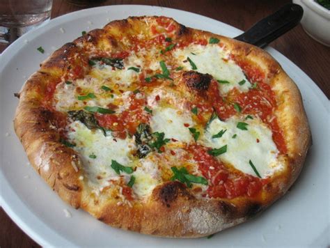 Best pizza in rochester. Portland residents love their pizza - deep dish, thin-crust, New York-style and just about everything in between. From vegan pizzas adorned with dairy-free Home / North America / T... 
