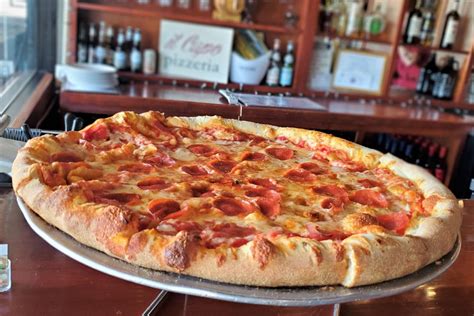 It was time to find out if Old Town Scottsdale lived up to its hype as having some of the best pizza in the world. If you don’t find the best pizza here, check out the best pizza in the whole state of Arizona …. 