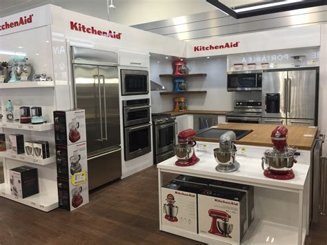 Best place to buy kitchen appliances. Household appliances from top brands including; AEG, Bosch, Neff, Hotpoint, Siemens & many more. Order online or by phone today. 