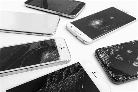 It’s incredibly easy to sell broken phones to Mobile Expert because there are only three steps. You may bring your iPhone to our store in Paddington, Coorparoo, or Calamvale in Queensland. You can also choose to send it to us. We'll assess the device for its condition and fair market value. We also guarantee to wipe everything on it to ... 
