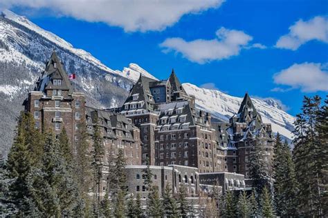 Best places to stay in banff canada. 