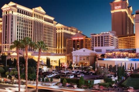 Best places to stay in las vegas strip. If you’re a runner with a love for rock and roll music, the Rock and Roll Marathon Las Vegas is the perfect event for you. This annual race takes place on the famous Las Vegas Stri... 