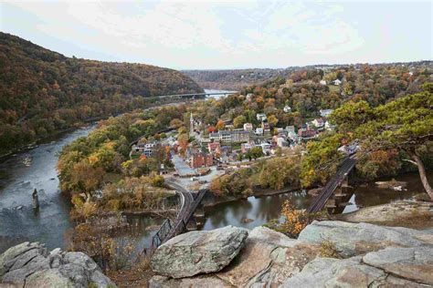 Best places to visit in west virginia. West Virginia Has Amazing Fall Foliage — Here Are the Best Places to See It 11 Scenic American Road Trips to Take This Spring 18 Best Places to Visit in New Mexico, According to Locals 