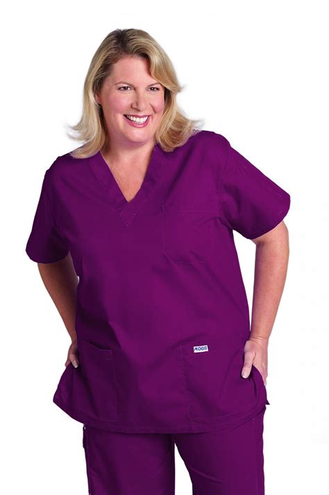 Best plus size scrubs. Best Maternity Scrub Tops. If you’re pregnant, chances are that you’re looking for a maternity scrub top that suits you best. Here is our top pick. 1. Med Couture Active Maternity Scrub Top. Med Couture Active Maternity Scrub Top. Features a classic V-neck. Available in four colors. The side panels give extra comfort. 