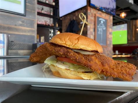 Best pork tenderloin sandwiches in St. Paul area restaurants