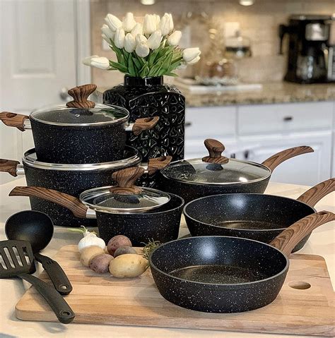 Best pots and pans for induction. Jan 2, 2024 · Score: 88/100. Our Place has taken its Instagram-famous Perfect Pot and Always Pan and made them mini – ideal for singles, couples or those with limited storage space in their kitchens. Both are ... 