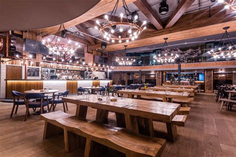 Best restaurants edinburgh. 3.. New ChapterNew Chapter is a family-run restaurant located in the heart of Edinburgh’s gorgeous New Town area. Their food menu offers a blend of the best of European cuisine crafted with the ... 