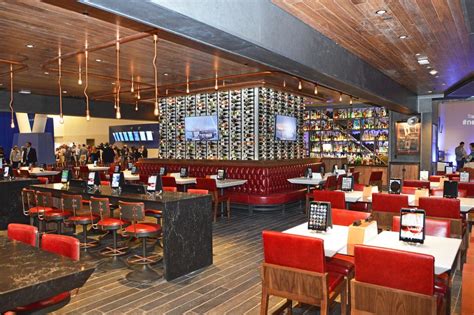 Restaurants near Houston Airport Marriott at George Bush Inter