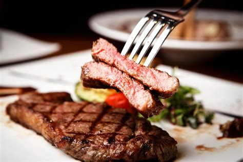 Best steak in the world. Starzen's ultra-premium A4 sirloin is the first Wagyu cut to win the crown, and also won the titles of World's Best Grain-Fed and World's Best Sirloin in a stunning triple home run. Read Full Story 