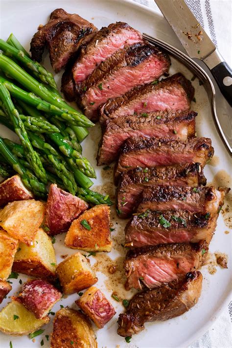 Best steaks. What Is the Best Cut of Steak? Pro tip: Cuts that run along the back tend to be the most tender and expensive. August 06, 2021. By: Food Network Kitchen. Related To: Beef … 