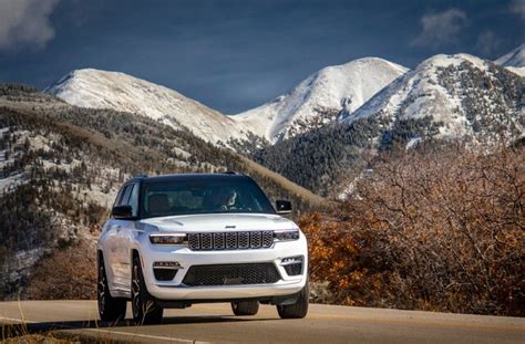 Leasing is the most affordable way to get into a new car for many drivers, and 2023’s year-end sales present a rare opportunity to secure a phenomenal deal. In December, $0 down lease offers are finally here for popular SUV models. These are the best SUV and crossover lease deals right now. 👉 Is leasing right for you?.