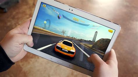 Best tablet games. The Fire HD 10 is the best tablet for gaming if you’re on a tight budget. Its MediaTek Helio P60T octa-core processor works with the 3GB RAM, giving you enough power to run mid-level games. Popular titles like Minecraft and Lego Star Wars run smoothly, so you’ll enjoy exploring different scenes without experiencing lag. 