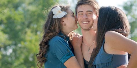 Best threesomes. Basically, a threesome is the opposite of a Band-Aid. “For threesomes to go smoothly when there’s an existing couple involved, that relationship already needs to be solid,” she adds. A solid ... 
