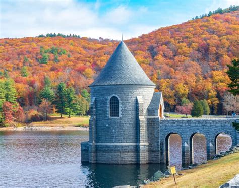 Best towns in connecticut. Mystic. 2. Kent. 3. Hartford. 4. Old Saybrook. 5. Hammonasset State Park. 6. Stamford. 7. Greenwich. 8. Silver Sands State Park. 9. Gillette Castle State Park. 10. New Haven. 11. Lake … 
