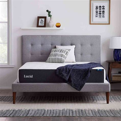Best twin mattress. The Leesa Legend is a hybrid mattress based on foam and a duel spring system. The mattress aims at delivering restful and rejuvenating sleep necessary for the evolving body of adolescents. It carries a premium cost. However, the twin size offers a more budget-friendly option. 