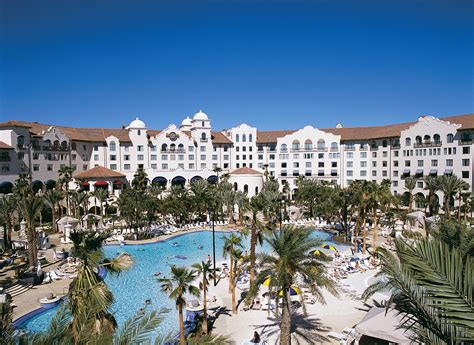 Best universal orlando hotel. The two best Universal Orlando hotels for families looking for a value resort is the Universal Endless Summer hotel and the Universal Cabana Bay Beach resort. Both resorts have rooms that start around $120 per night, and of course offer free transportation to and from the Universal Orlando theme parks and Citywalk. 