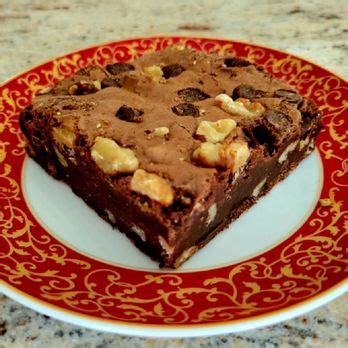 Best walnut brownies - Review of Firehook Bakery, Alexandria, …