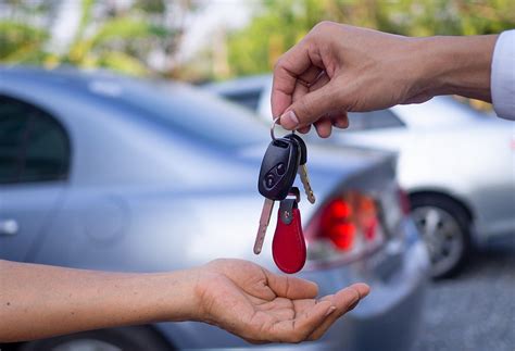Best way to sell a car. Apr 25, 2023 · 1) Decide How to Sell. There are several different ways to sell a car. Each has its advantages and drawbacks, but potential to get you the most money may vary. Dealer Trade-In. The easiest... 