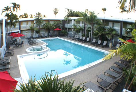 Best western hibiscus motel. Book Best Western Hibiscus Motel, Key West, Florida on Tripadvisor: See 3,488 traveller reviews, 1,125 candid photos, and great deals for Best Western Hibiscus Motel, ranked #11 of 55 hotels in Key West, Florida and rated 4 of 5 at Tripadvisor. 