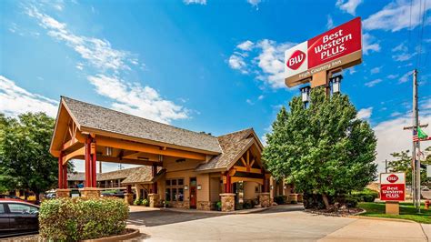 Best western ogden. Best Western Plus Canyon Pines. 6650 Highway 89, South Ogden, UT, 84405-9771 8.88 miles from Ogden. 1366 Reviews. Families staying at our Ogden hotel are often in town to visit the Lagoon Amusement Park, which offers endless entertainment, or the Ogden LDS Temple.However, another big draw is the nearby Weber State University. Some…. 