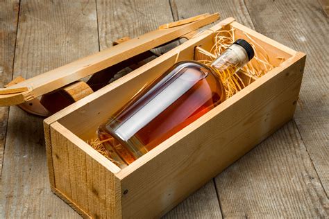 Best whiskey to gift. Glenfiddich 21-Year-Old Reserva Rum Cask Finish. £185 at The Whisky Exchange. The ultimate gift for single-malt enthusiasts, this 21-year-old spirit is aged in rum-soaked casks to infuse the ... 