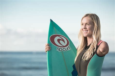 Bethanny hamilton. Bethany Hamilton is an American professional surfer who rose to fame after surviving a shark attack at the age of 13 and continuing to surf. She has since become a motivational speaker and author, sharing her story of determination and resilience. Childhood and youth. Bethany Hamilton was born in Hawaii on February 8, 1990 and grew up in a ... 