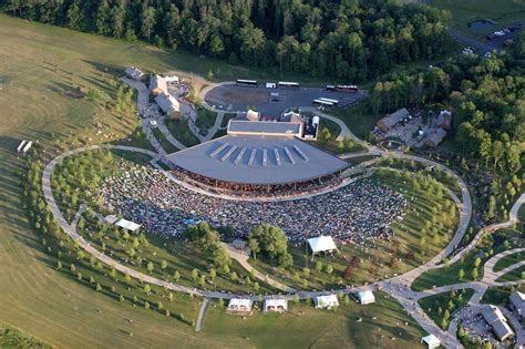 Bethelwoods - Tour: Bethel Woods Center For The Arts, Bethel, NY, 28 May 2022. From one garden in Manhattan on Thursday night to another garden further upstate. We are at the Bethel Woods Center For The Arts in beautiful Bethel, New York. Bethel Woods is set on the site of the 1969 Woodstock Music and Arts Fair, held on 15-18 August 1969 on Max …