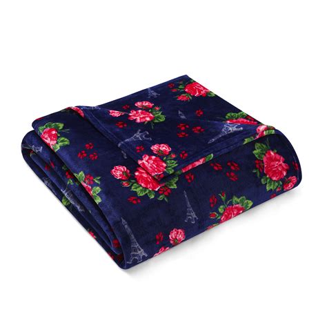 Betsey johnson throw blanket. Buy Betsey Johnson- Throw Blanket, Ultra Soft & Cozy Plush Home Decor, All Season Bedding (Pretty Floral Black, Oversized Throw): Throws - Amazon.com FREE … 