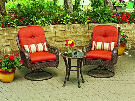 We carry replacement cushions available in dozens of outdoor patio furniture fabrics made right here in the USA. In the patio furniture replacement cushion business for over 36 years, we provide a quality, lasting solution for faded or worn out cushions that still have life left on the frame at a factory direct clearance price! If you do not ...