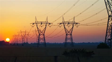 Better power lines would help U.S. supercharge renewable