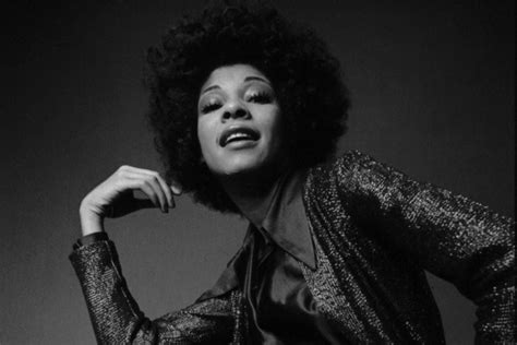 Feb 10, 2022 · Betty Davis, funk pioneer and former wife of Miles Davis, dies at 77. Betty Davis in 1969. Singer, songwriter, producer and style icon Betty Davis, whose unfiltered, in-your-face 1970s funk songs ... . 