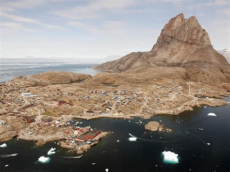 Read Between Sea And Glacier Greenland In A Changing World By Wilfred Richard