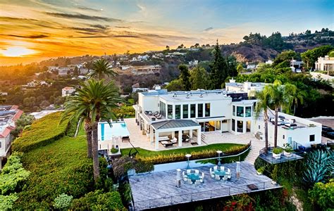 Beverly hills houses for rent. Things To Know About Beverly hills houses for rent. 