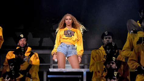 Beyoncé takes FedEx Field stage after lightning delay, her tour funds extended Metro service for fans
