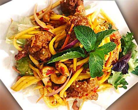 Bhan thai. A family run restaurant near Potters Bar station. Serving quality and authentic Thai food. 23-25 The Broadway, Darkes Lane, EN6 2HX Potters Bar, UK 