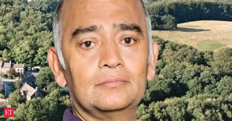 Bhaskar patel biography of christopher