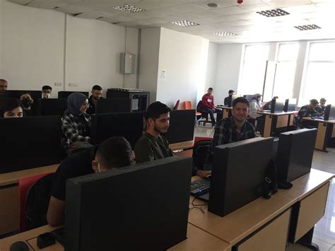 codini.rgarabwor.edu.pl. 