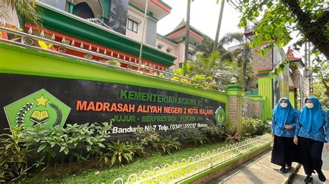 Biaya masuk man 2 malang. Draw togel sidney hari ini 2021 keluaran.