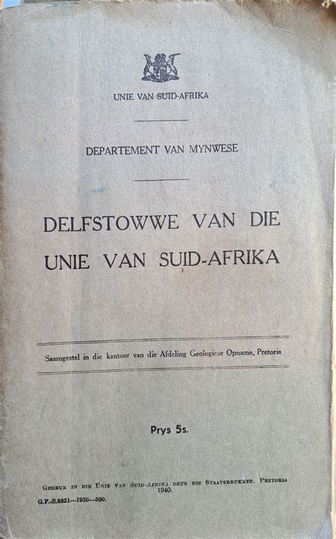 Bibliografie van die bantoetale in die unie van suid afrika. - The underwater handbook by charles shilling.