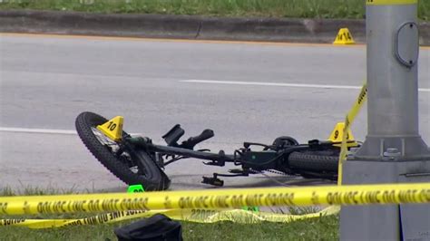 Bicyclist fatally struck by pickup driver in NE Miami-Dade hit-and-run