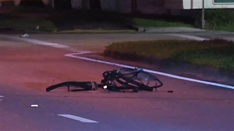 Bicyclist killed in crash in Newton