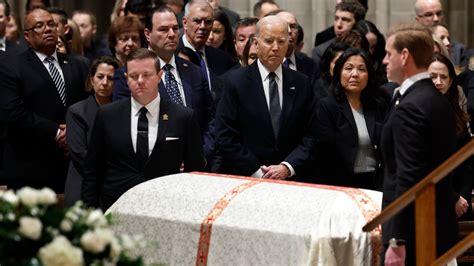 Biden, Roberts speak at Sandra Day O'Connor's funeral service