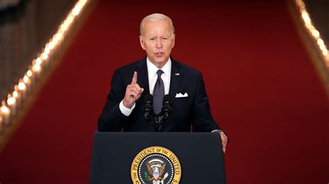Biden, state lawmakers respond to mass shooting in Maine