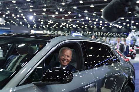 Biden’s rules on clean cars face a crucial test as Republican-led challenges go to DC appeals court