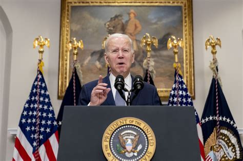 Biden’s test: Can he show competence to avert banking chaos?