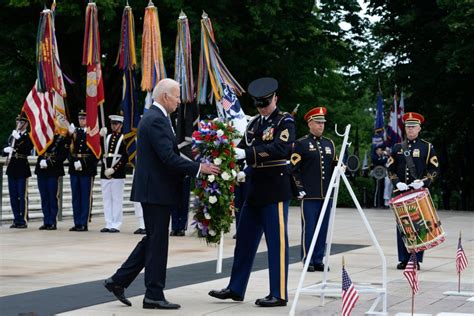 Biden gives message to grieving families on Memorial Day